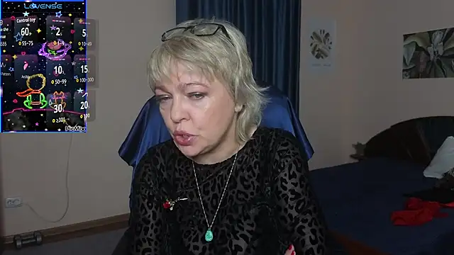 Snapshot of Rosette_Pricky chatting on October 5, 6:02 pm Rosette Pricky online show from October 5, 6:02 pm