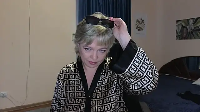 Snapshot of Rosette_Pricky chatting on September 12, 1:51 pm Rosette Pricky online show from September 12, 1:51 pm