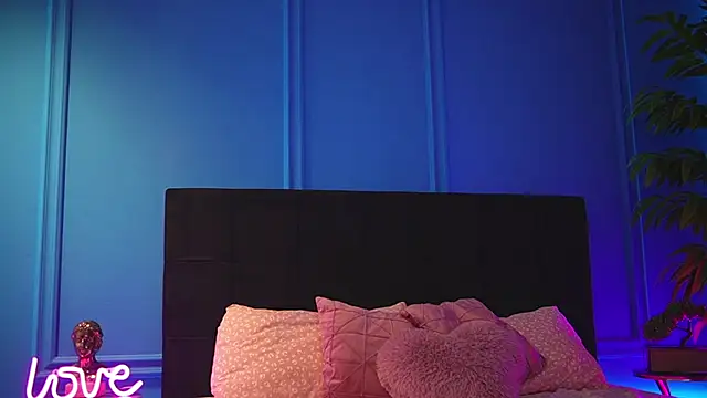 alexxisrae online show from November 29, 4:16 am