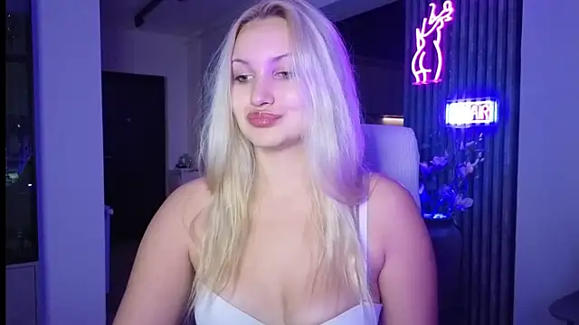 Snapshot of adrelaxina chatting on October 20, 8:34 pm adrelaxina online show from October 20, 8:34 pm
