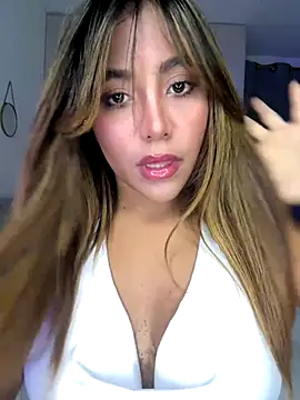 MegannHills online show from September 9, 11:59 pm