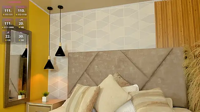 Brunnette Sensation online show from January 17, 8:49 pm