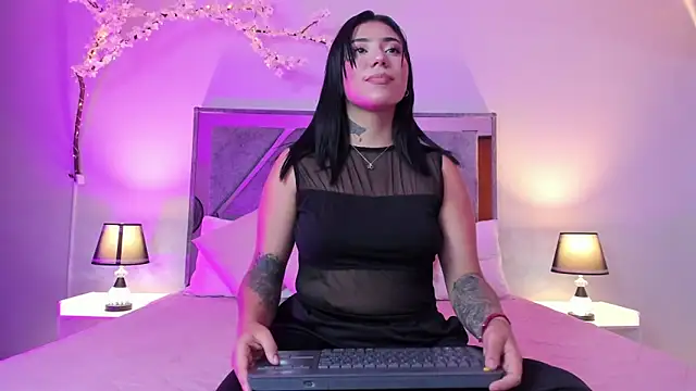 emy williams online show from March 16, 7:29 pm