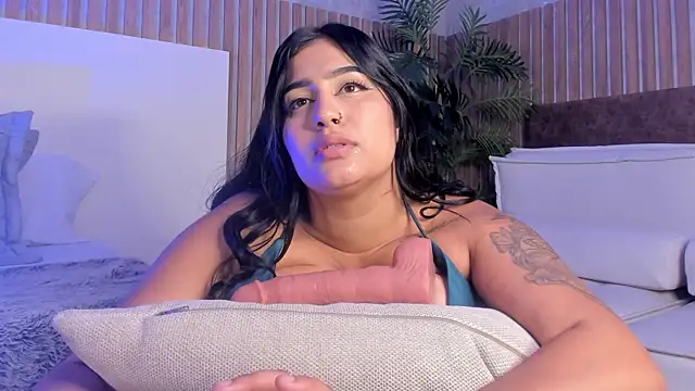 Miia Parker online show from December 3, 2:19 pm