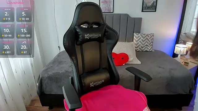 amaia monet online show from September 17, 9:02 pm