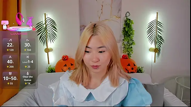 Aisi 18 online show from October 28, 5:02 am