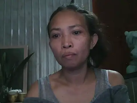 Snapshot of pinayhotii chatting on September 18, 10:19 pm pinayhotii online show from September 18, 10:19 pm