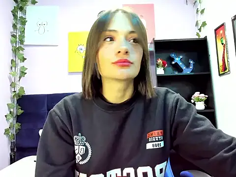 Tammy Thompson  online show from September 18, 1:42 pm