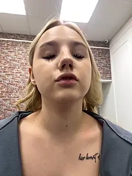 Sky Cutie online show from October 16, 5:21 am