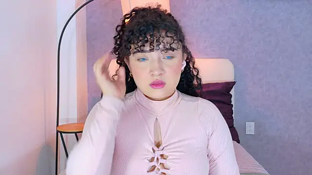 Tracielowe w online show from February 11, 7:37 pm