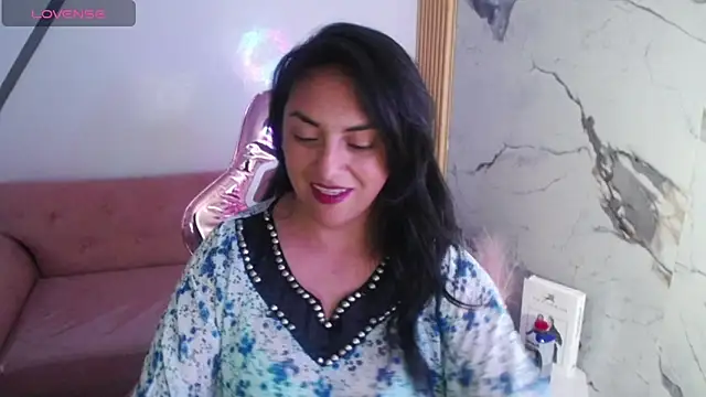 Snapshot of tamara_ch1 chatting on September 17, 3:37 am tamara ch1 online show from September 17, 3:37 am