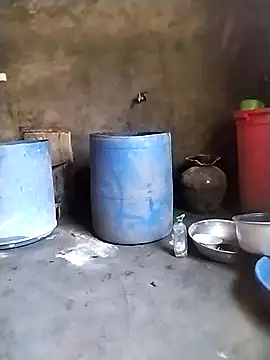 venu00 online show from February 6, 3:32 am