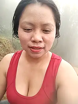 venu00 online show from April 18, 2:03 am