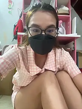 Zyzy009 online show from October 18, 3:59 pm