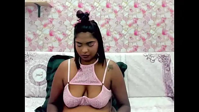 Snapshot of indianmystica694u chatting on September 23, 2:10 am indianmystica694u online show from September 23, 2:10 am