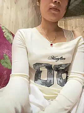 Ngoc-bbi online show from April 18, 5:54 am