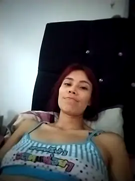 dulcelatin21 online show from November 6, 8:26 pm