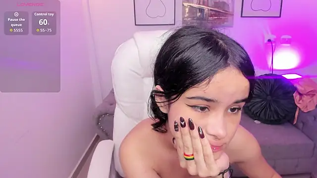 Snapshot of pekylove_ chatting on September 26, 12:25 pm pekylove online show from September 26, 12:25 pm
