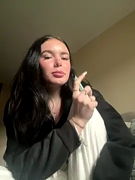 Sophsaysxox online show from November 22, 1:47 pm