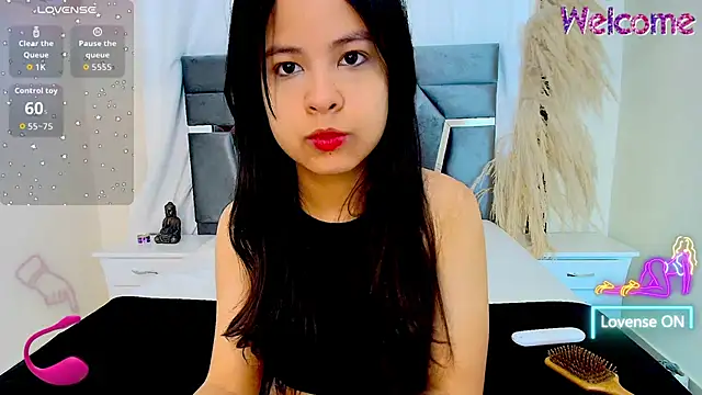 MiniLove 01 online show from March 9, 12:08 pm