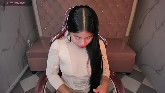 Victoria b  online show from October 20, 7:50 pm