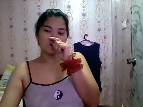 Snapshot of Rosette0516 chatting on October 6, 5:29 pm Rosette0516 online show from October 6, 5:29 pm