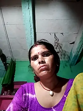 Snapshot of Sexy_queeny chatting on September 12, 3:52 pm Sexy queeny online show from September 12, 3:52 pm