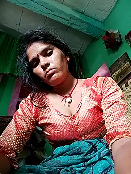 Snapshot of Sexy_queeny chatting on September 28, 9:25 am Sexy queeny online show from September 28, 9:25 am