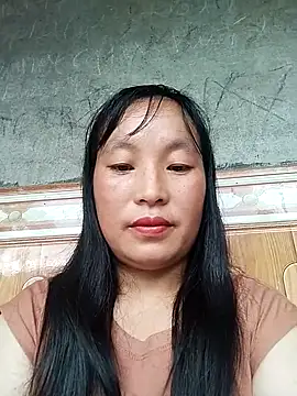 miss-su online show from October 9, 8:51 am