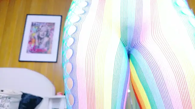 Zafiro Gem  online show from November 5, 7:30 pm