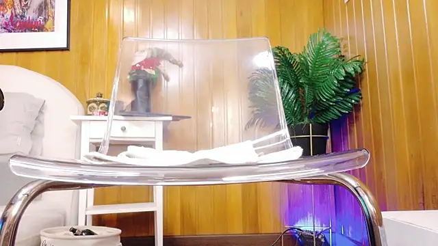 Zafiro Gem  online show from December 14, 9:31 pm