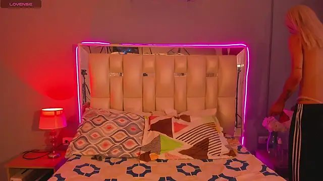 Darlyn tenderhot   online show from November 8, 8:58 pm