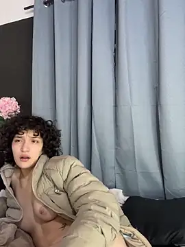 TeensNews18 online show from February 15, 11:20 am