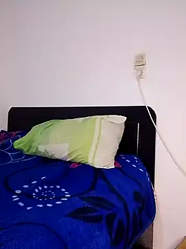 Banouti 23 online show from November 19, 1:11 pm