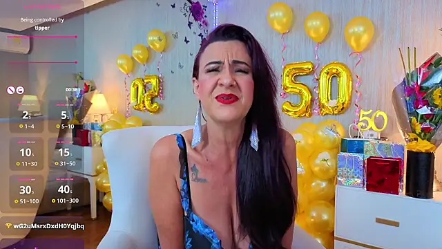 ScarleetJonson online show from February 3, 8:12 pm