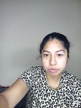 Syndel23 online show from June 18, 12:10 pm