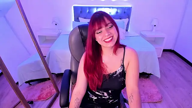 Snapshot of Blair_red_ chatting on September 27, 12:34 pm Blair red online show from September 27, 12:34 pm