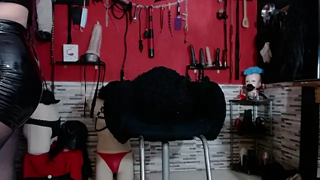 Miss Mirandaa online show from February 15, 11:09 am