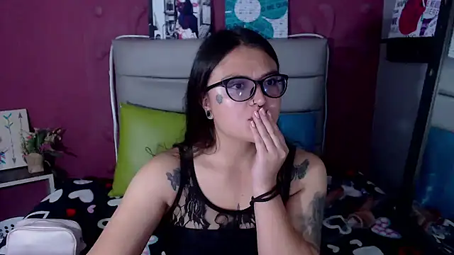 Cailing Zu online show from September 20, 7:56 pm