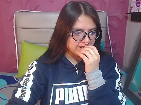 Cailing Zu online show from September 30, 7:08 pm