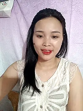 Lili lovely online show from September 24, 7:07 am