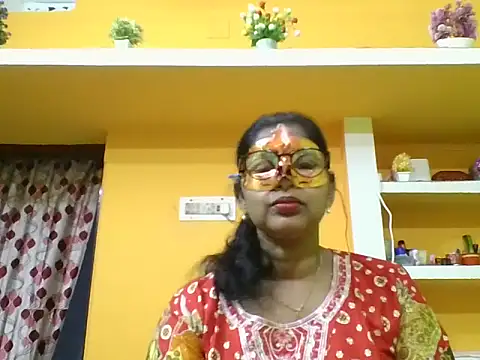 Snapshot of kavya1 chatting on October 15, 1:57 pm kavya1 online show from October 15, 1:57 pm
