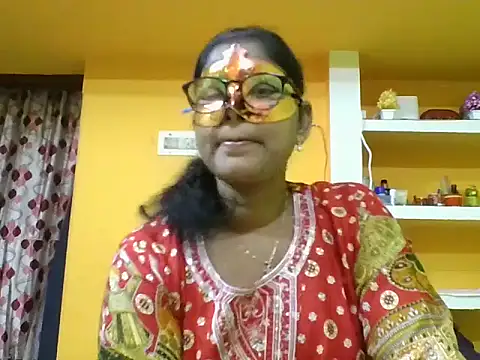 Snapshot of kavya1 chatting on October 14, 1:25 pm kavya1 online show from October 14, 1:25 pm