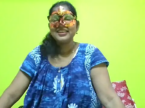 Snapshot of kavya1 chatting on September 13, 1:08 pm kavya1 online show from September 13, 1:08 pm