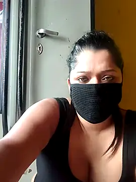 Snapshot of Hottie_couple69 chatting on October 7, 7:13 am Hottie couple69 online show from October 7, 7:13 am