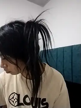 Pocahontas tw online show from March 3, 7:09 pm