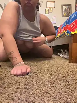 StylishEchium online show from November 7, 7:52 pm