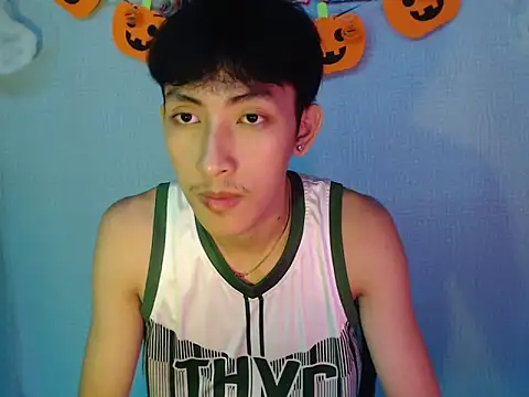 Make your ladyxx online show from October 17, 1:58 pm