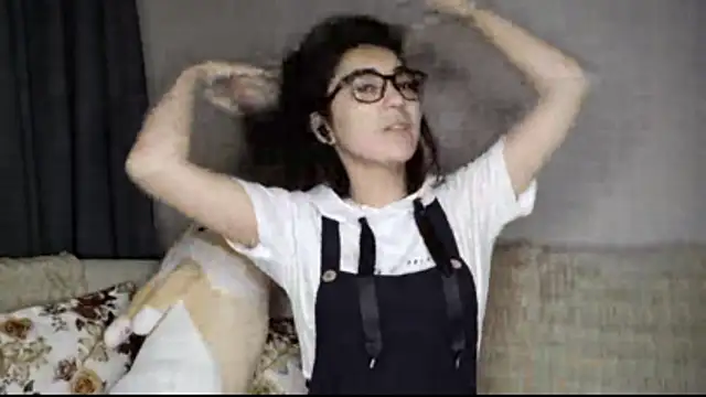 Snapshot of TAG_MIGGI chatting on October 7, 7:29 pm TAG MIGGI online show from October 7, 7:29 pm
