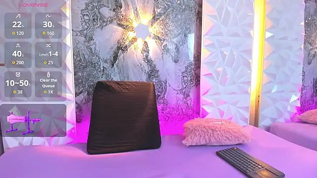 Madison 03 online show from November 24, 5:53 am